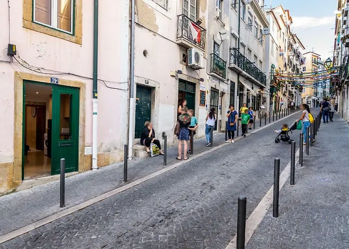 Modern Alfama Apartament